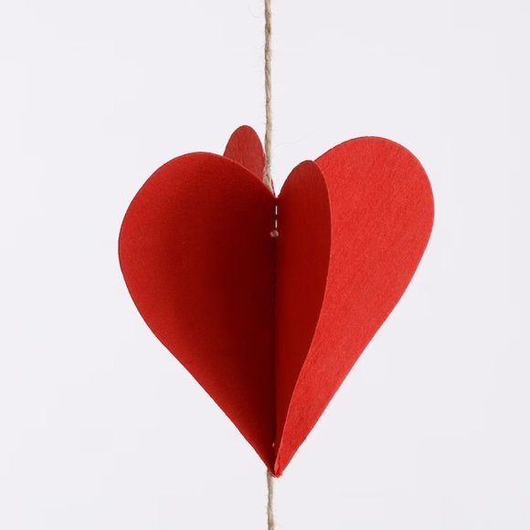 IKEA VINTER 2021 Garland, handmade heart-shaped, red, 2 yard - Picture 3 of 12